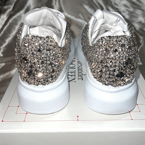 Alexander McQueen oversize sneakers with crystals. Size 38.5 - Picture 4 of 9
